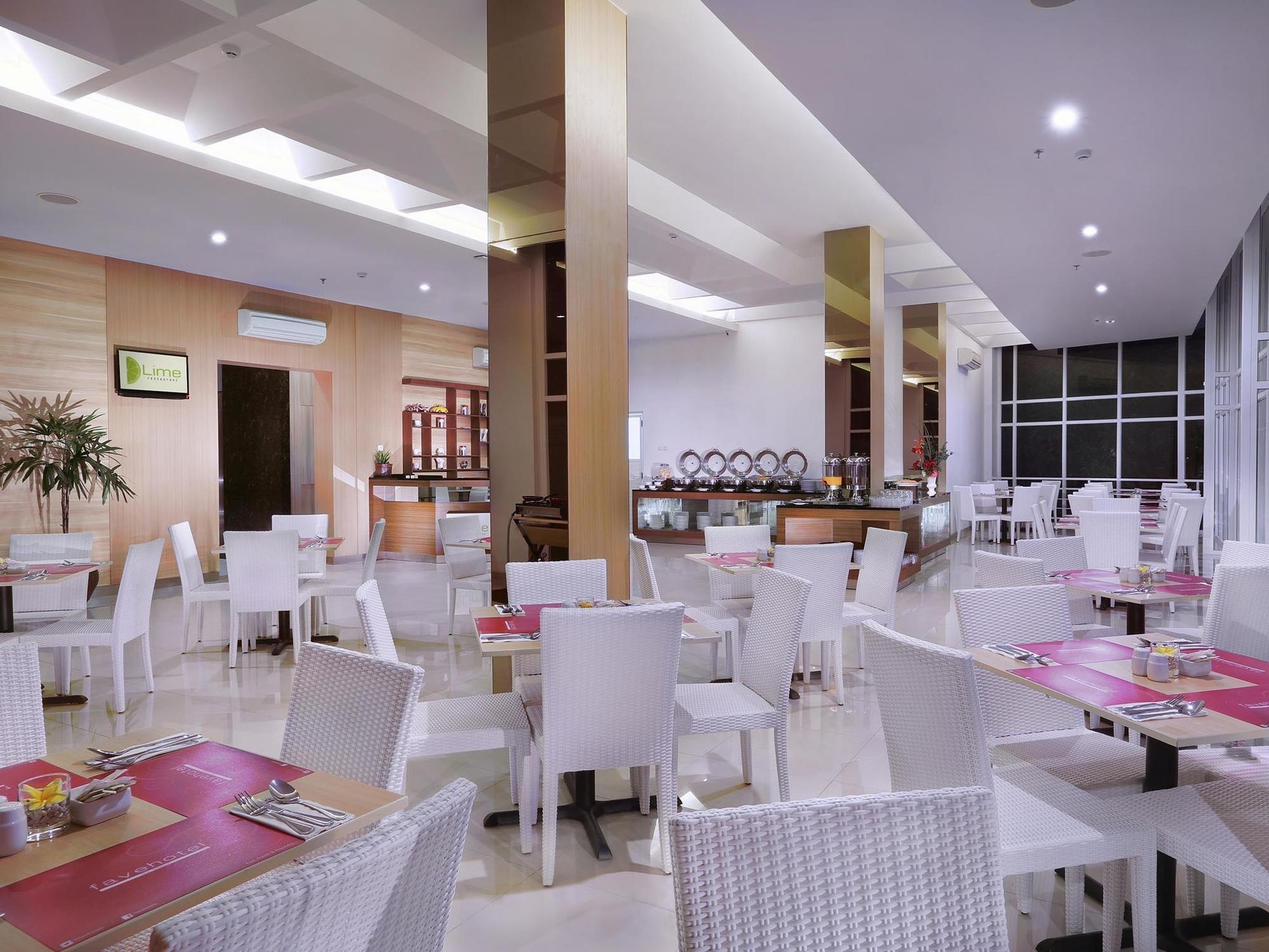 Favehotel Simpang Lima - Semarang Exterior foto