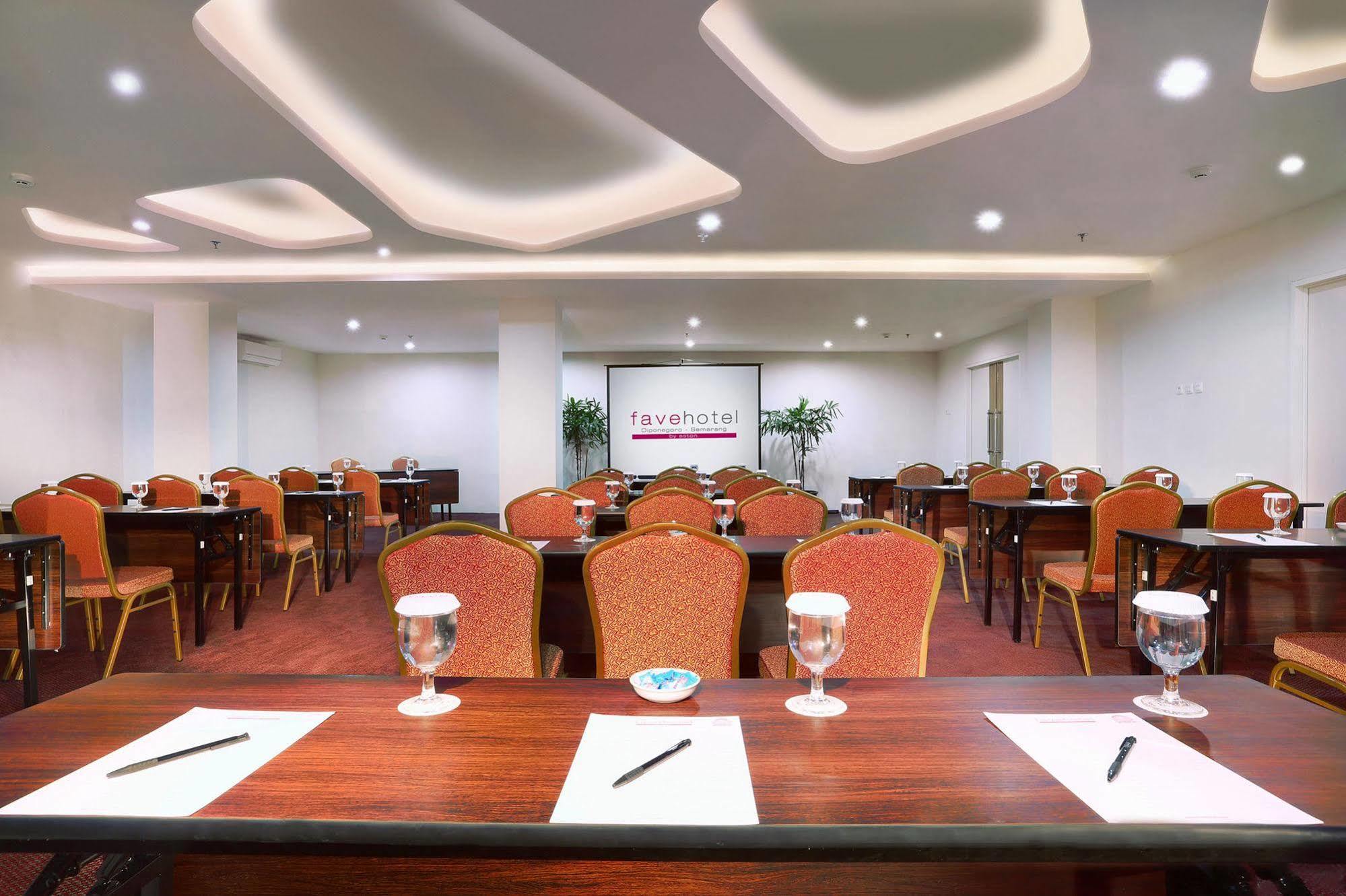 Favehotel Simpang Lima - Semarang Exterior foto